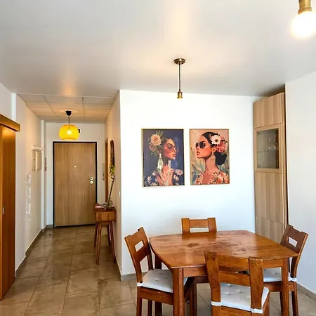 Refugio Ondas - Downtown - Pool - Garage Apartment Olhao